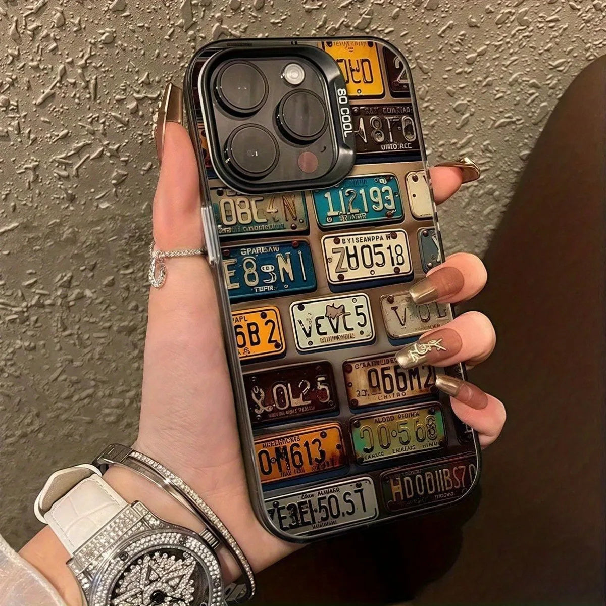 A Vintage Car License Plate Design Silver INS Phone Case for iPhone 18 17 16 Pro Max 15 14 13 12 11 XS XR 7 8 Plus 16e Air Cover